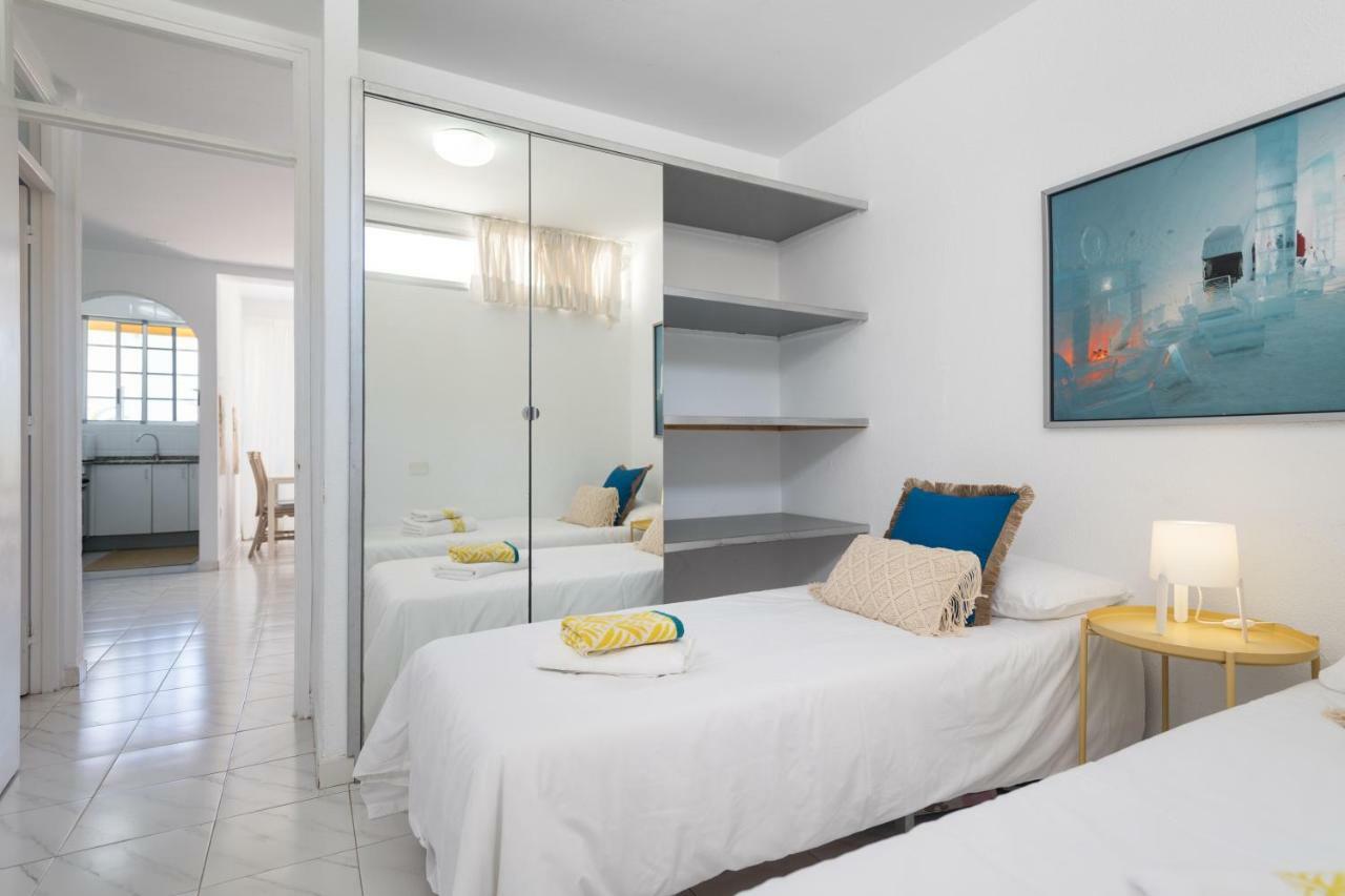 First Line San Agustin Apartment Luaran gambar