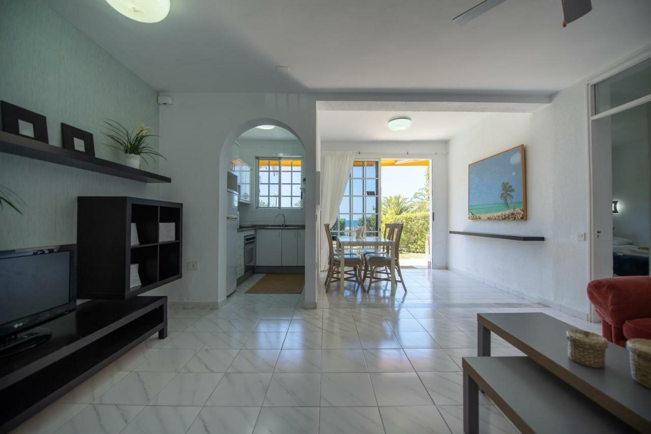 First Line San Agustin Apartment Luaran gambar