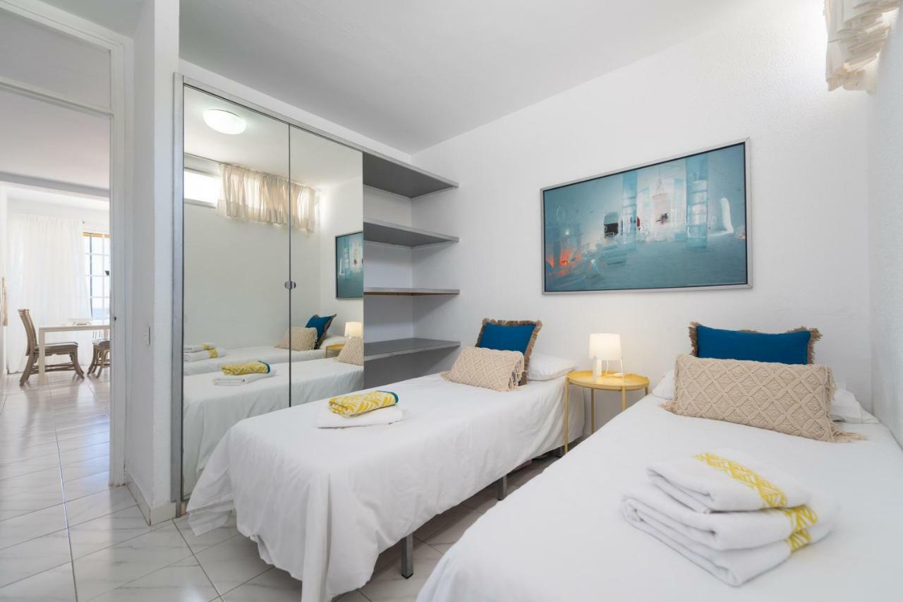 First Line San Agustin Apartment Luaran gambar