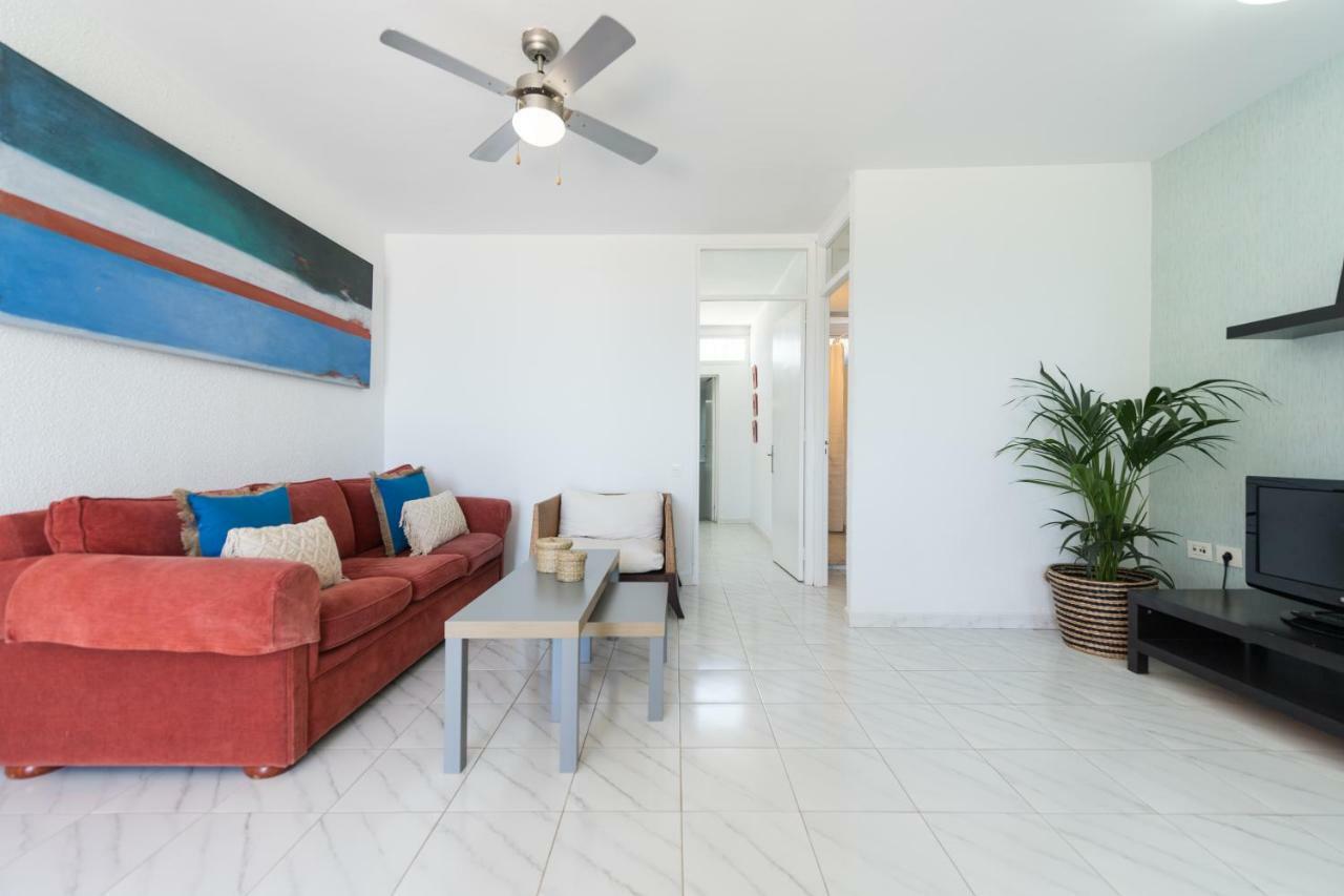First Line San Agustin Apartment Luaran gambar