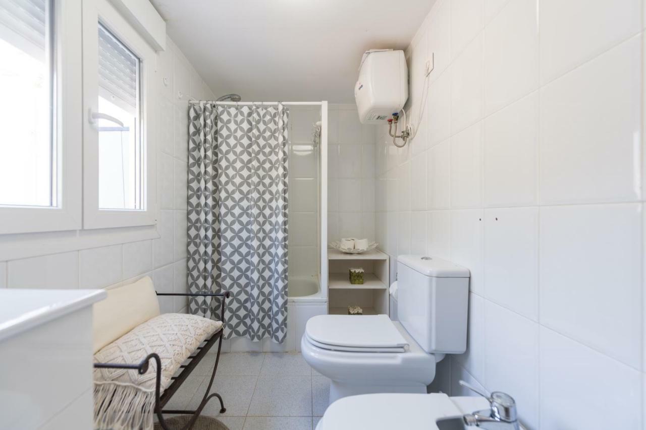First Line San Agustin Apartment Luaran gambar