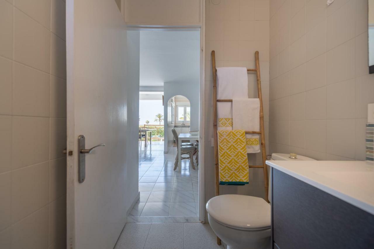 First Line San Agustin Apartment Luaran gambar