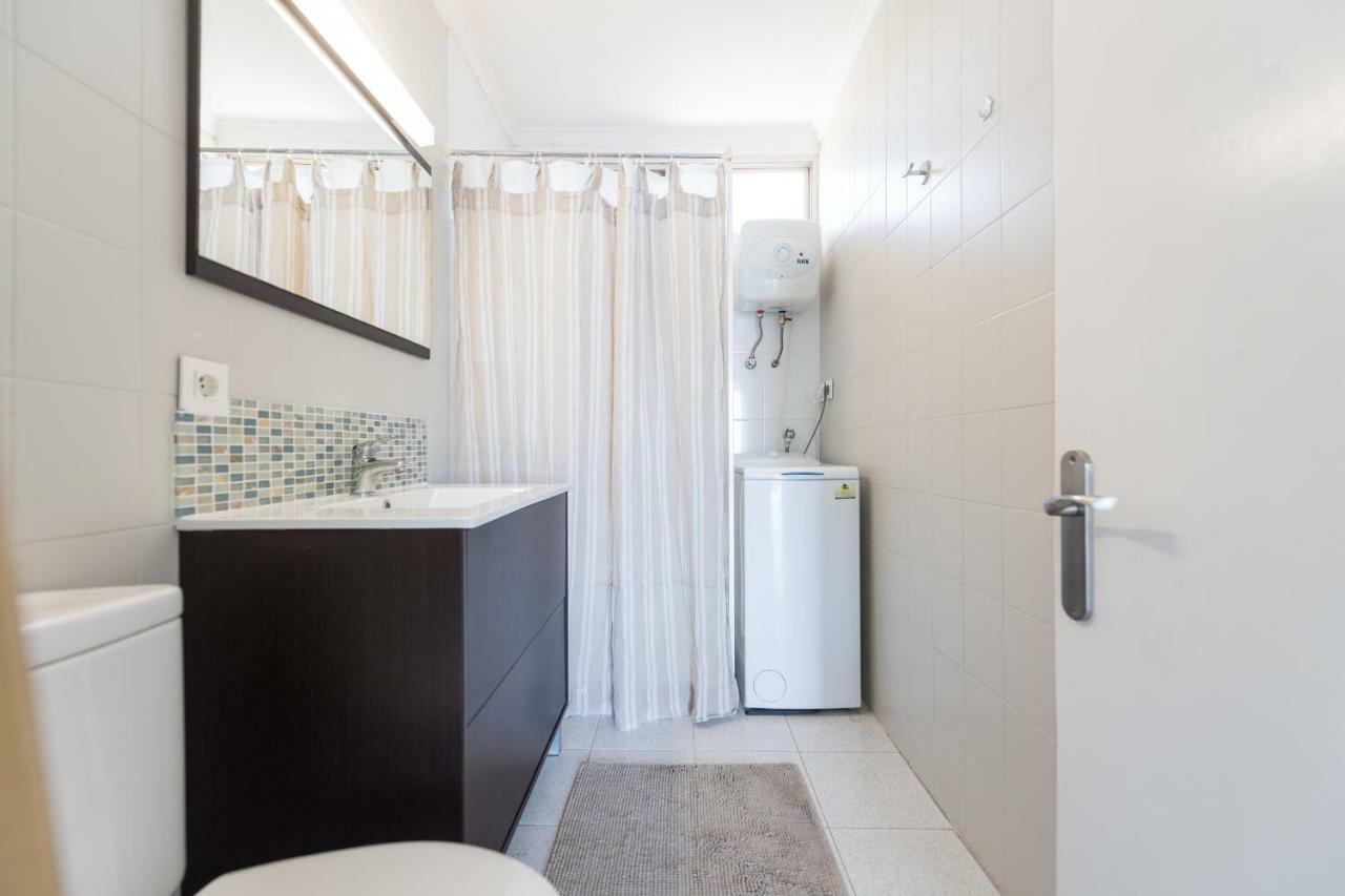 First Line San Agustin Apartment Luaran gambar